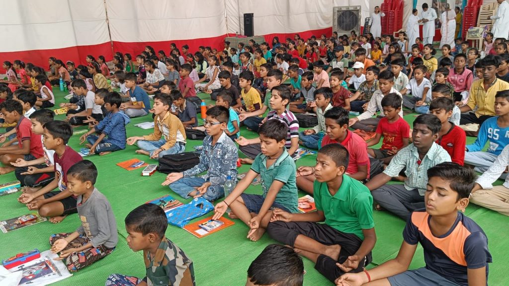 बुद्धि के अभिमान के फलस्वरूप पृथ्वी का अंधाधुंध दोहन कर दिया....