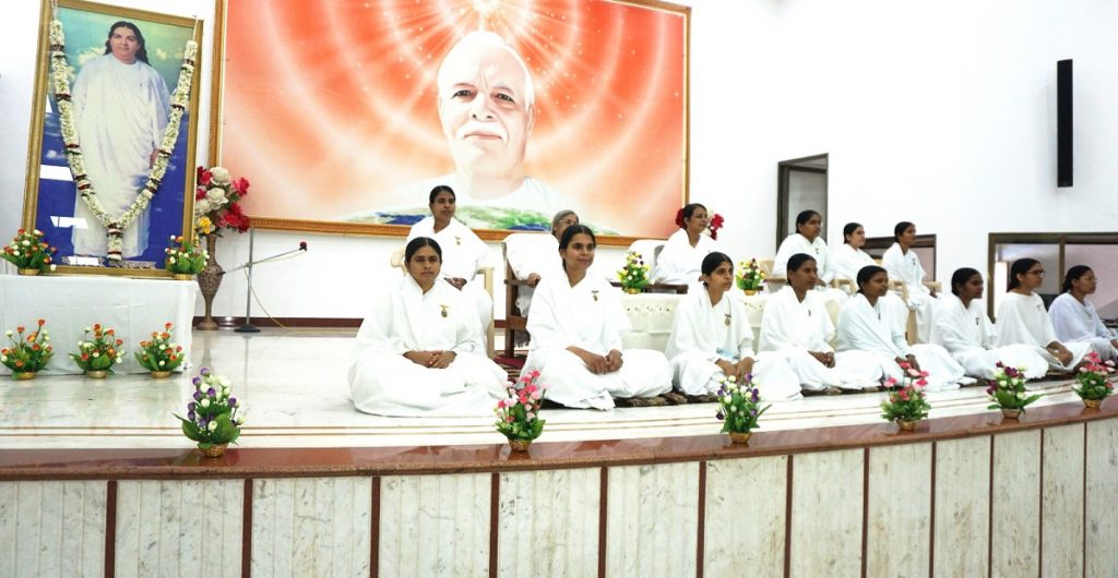 ब्रह्माकुमारीज संस्था की प्रथम मुख्य प्रशासिका मातेश्वरी जगदम्बा की 59 वीं पुण्य तिथि श्रद्धापूर्वक मनाई गई...