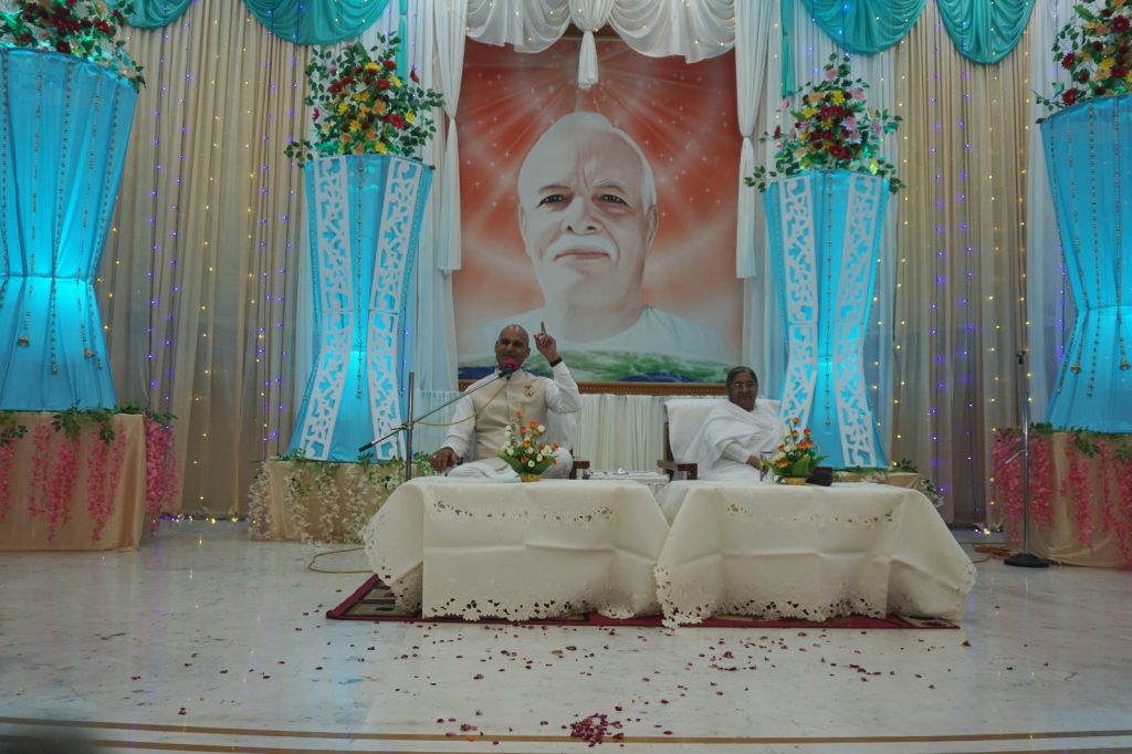 शिव अर्थात सदा कल्याणकारी इस शब्द  पॉजिटिविटी को जीवन में धारण करे.. ललित भाई, माउंट आबू