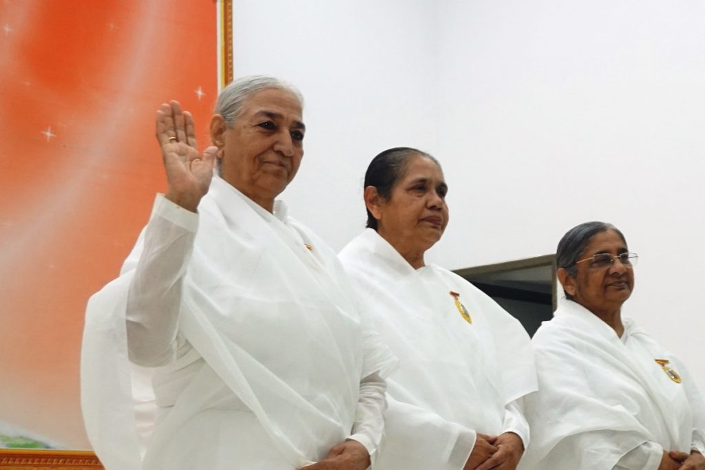 हमारे संकल्पों में बहुत शक्ति होती है हमेशा शक्तिशाली पॉजिटिव संकल्प करे...