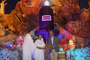 26KRISHNA PUBLIKC SHOOL CHAIRMEN M M TRIPATHI  NILOTPAL JEE  (7)