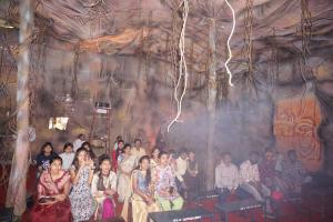 36 LAZER SHOW AOUDIANCE (28)