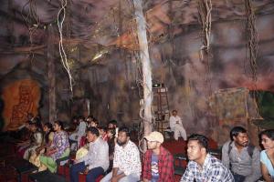 36 LAZER SHOW AOUDIANCE (31)