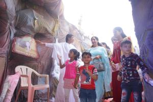 37 Jhanki Defrent Places With Aoudiance (14)