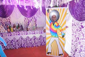 37 Jhanki Defrent Places With Aoudiance (17)
