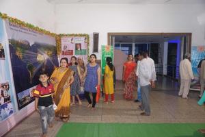 40 INTERNETIONAL SERVICE EXBITION  (19)