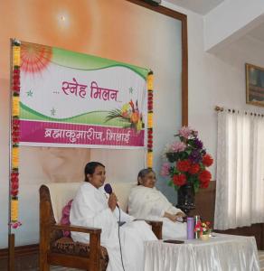 52 MEDIA PARICHARCHA  SNEH MILAN (19) Media Press Meet