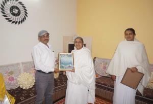 54 Navbhart All Staaf  Press Club President Bhawana Pandey madem (14)